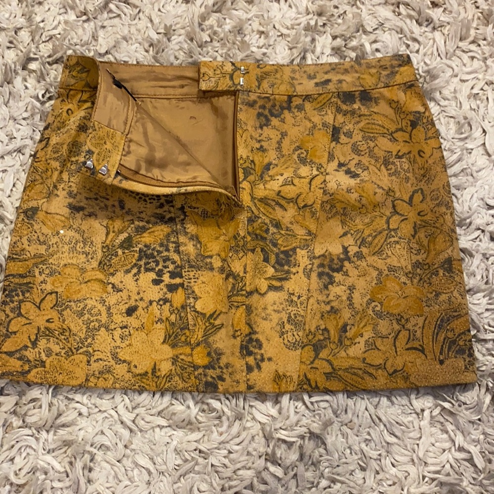 Express Yellow Print Vintage Mini Skirt